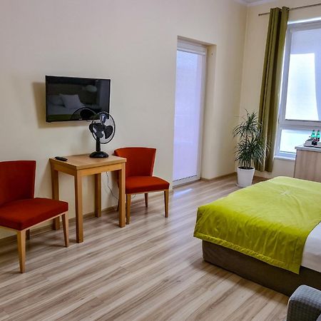 Antoninska Hotel & Apartamenty 레스노 외부 사진
