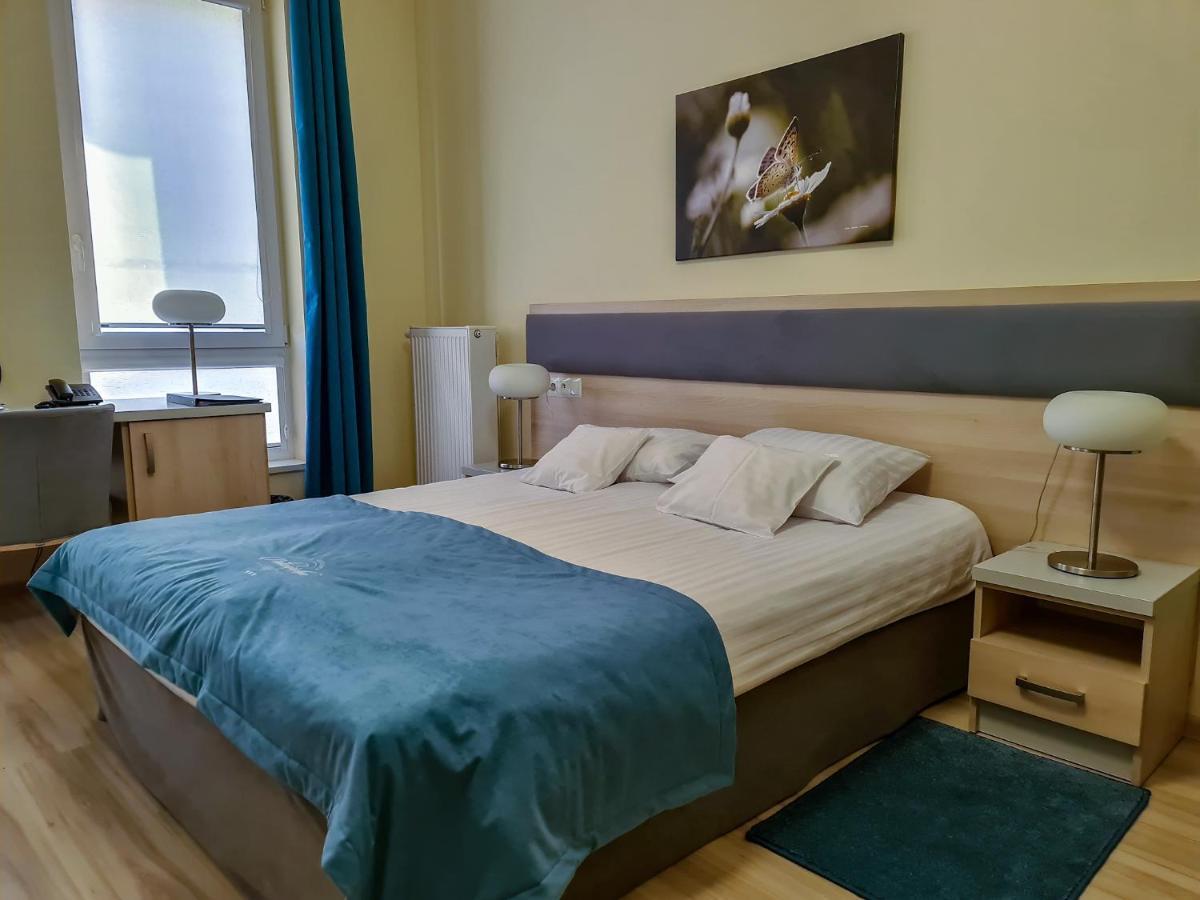 Antoninska Hotel & Apartamenty 레스노 외부 사진
