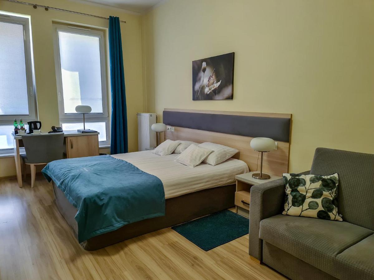 Antoninska Hotel & Apartamenty 레스노 외부 사진