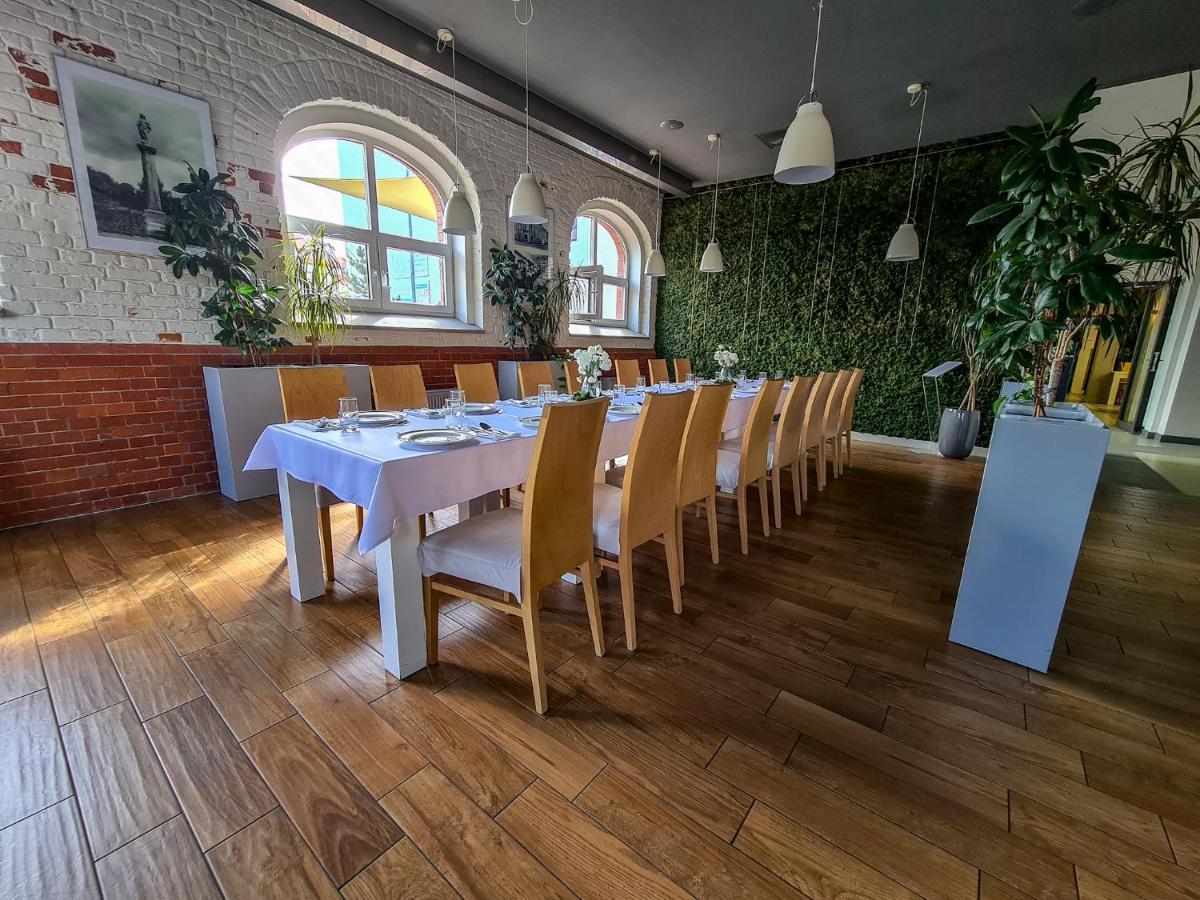 Antoninska Hotel & Apartamenty 레스노 외부 사진