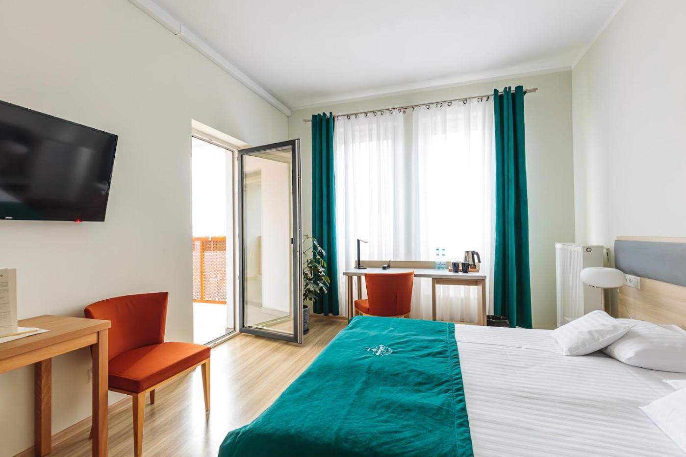 Antoninska Hotel & Apartamenty 레스노 외부 사진