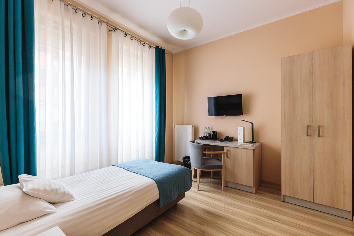 Antoninska Hotel & Apartamenty 레스노 외부 사진